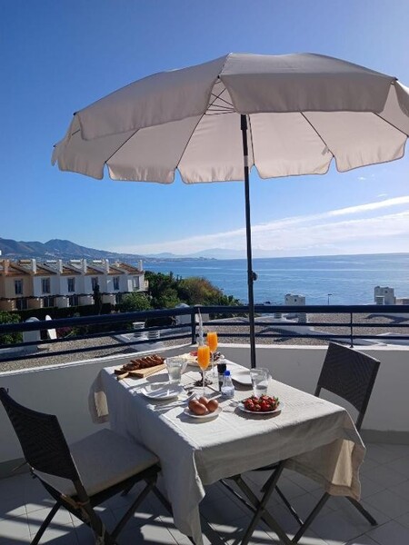 2-bed property for sale in El Faro
